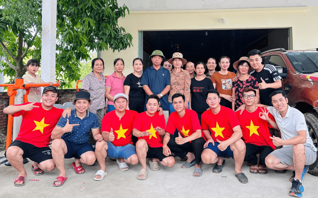Koja Mart Chung Tay Vì đồng Bào Miền Bắc